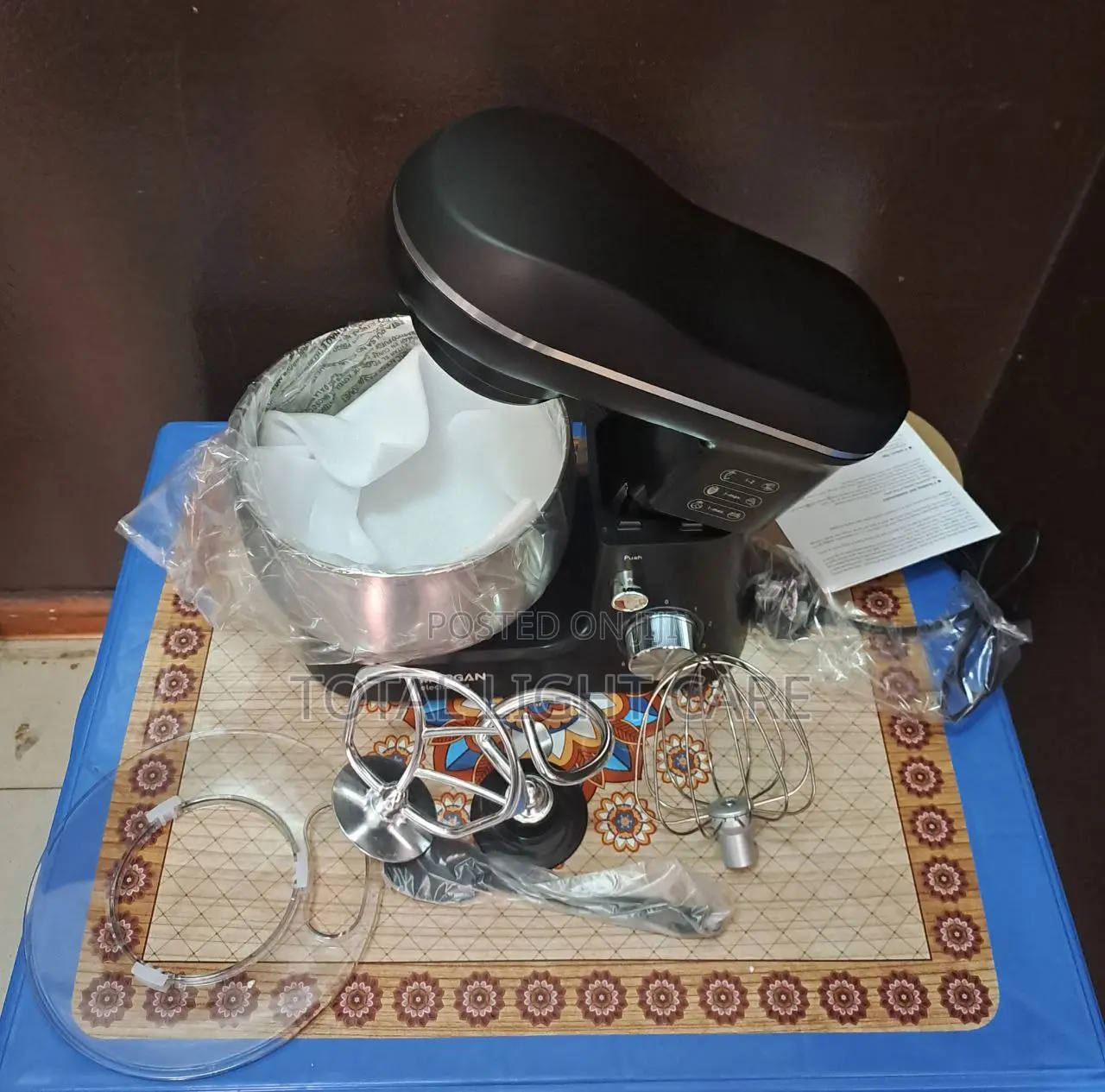 6 Liters Stand Mixer 1000watts(Bread, Cake, Salad)