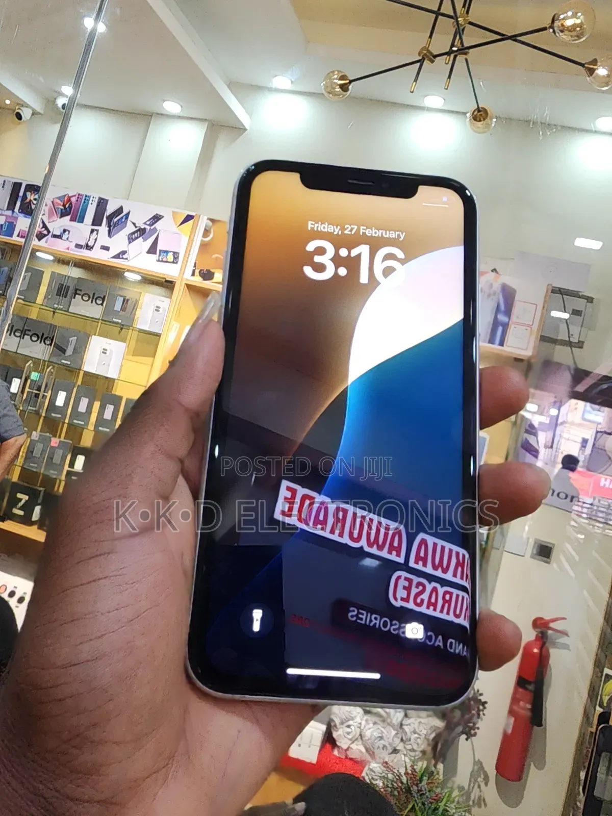 Apple iPhone XR 64 GB White