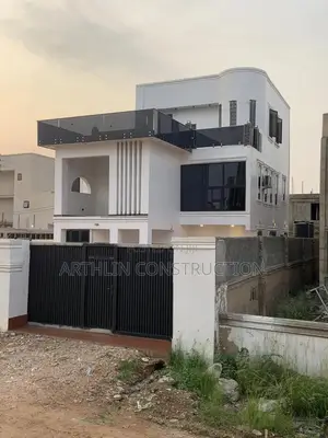 Furnished 5bdrm Mansion in Oyarifa Mall Area for sale