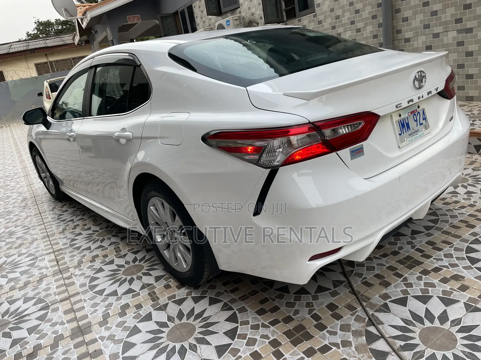 Toyota Camry 2020 White