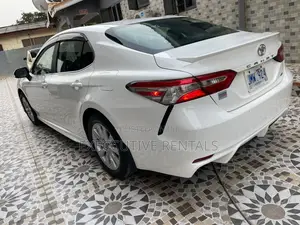 Toyota Camry 2020 White