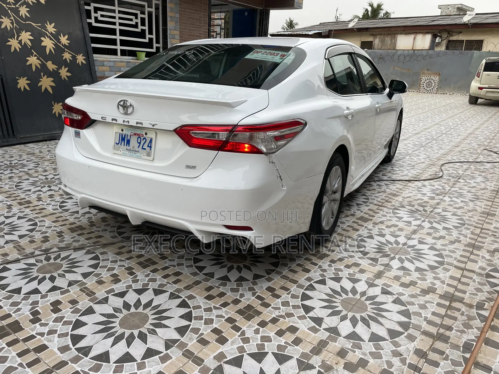 Toyota Camry 2020 White