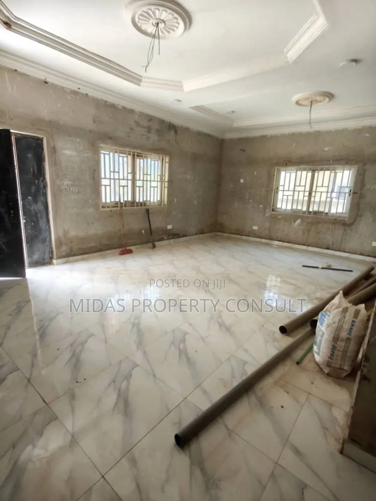 3bdrm House in Comm 25, Tema Metropolitan for sale