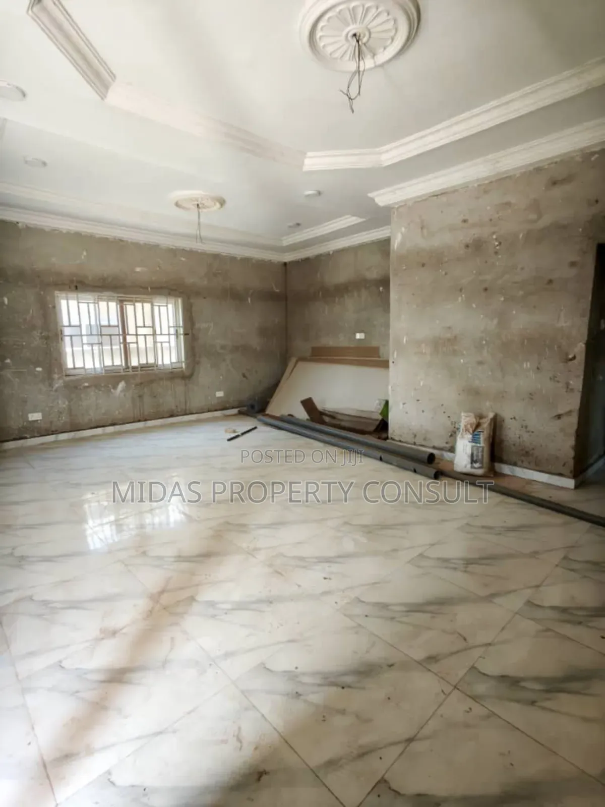 3bdrm House in Comm 25, Tema Metropolitan for sale