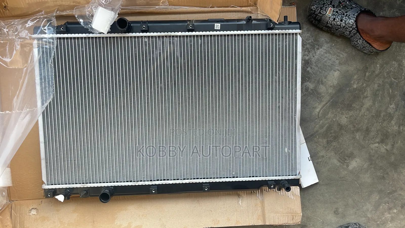 Honda CRV Radiator Water Tank 2017 2018 2019 2020 2021 2022