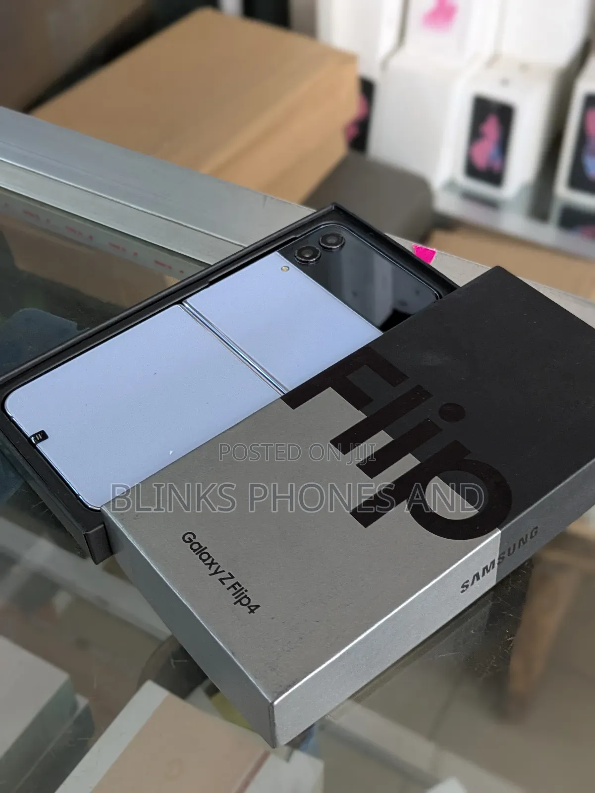 New Samsung Galaxy Z Flip4 256 GB Blue