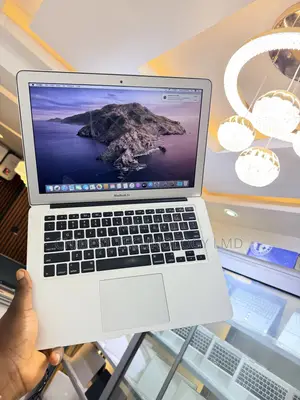 Laptop Apple MacBook Air 2013 4GB Intel Core i5 SSD 128GB