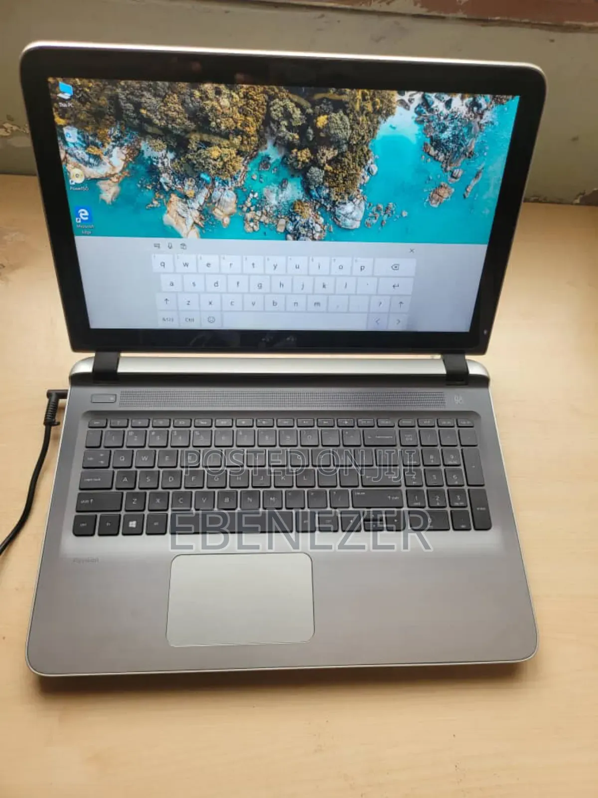 Laptop HP Pavilion 10 8GB Intel Core i7 HDD 1T