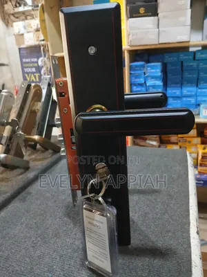 Black China Lock