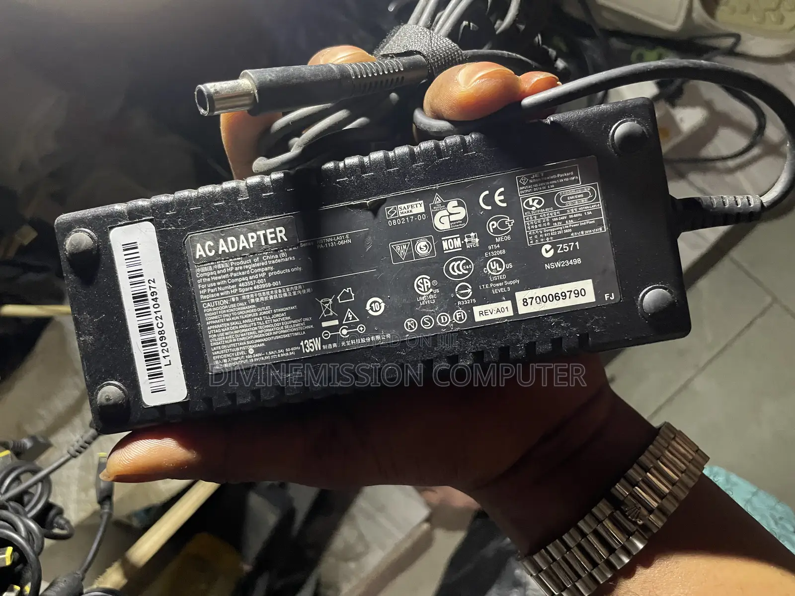 Hp Charger/Adapter Big Pin Uk  Used 135w.19.5v~6.9a