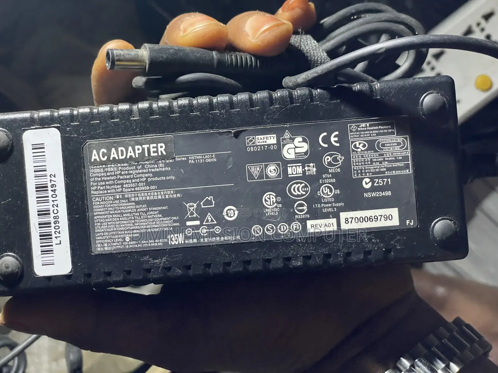 Hp Charger/Adapter Big Pin Uk  Used 135w.19.5v~6.9a