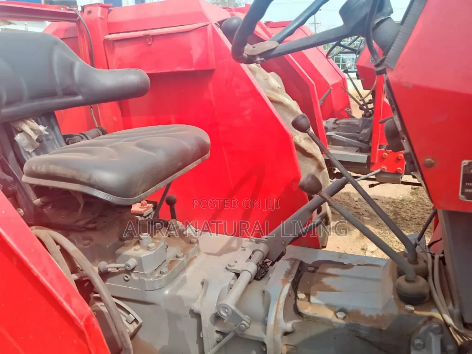 2014 Tractor 265