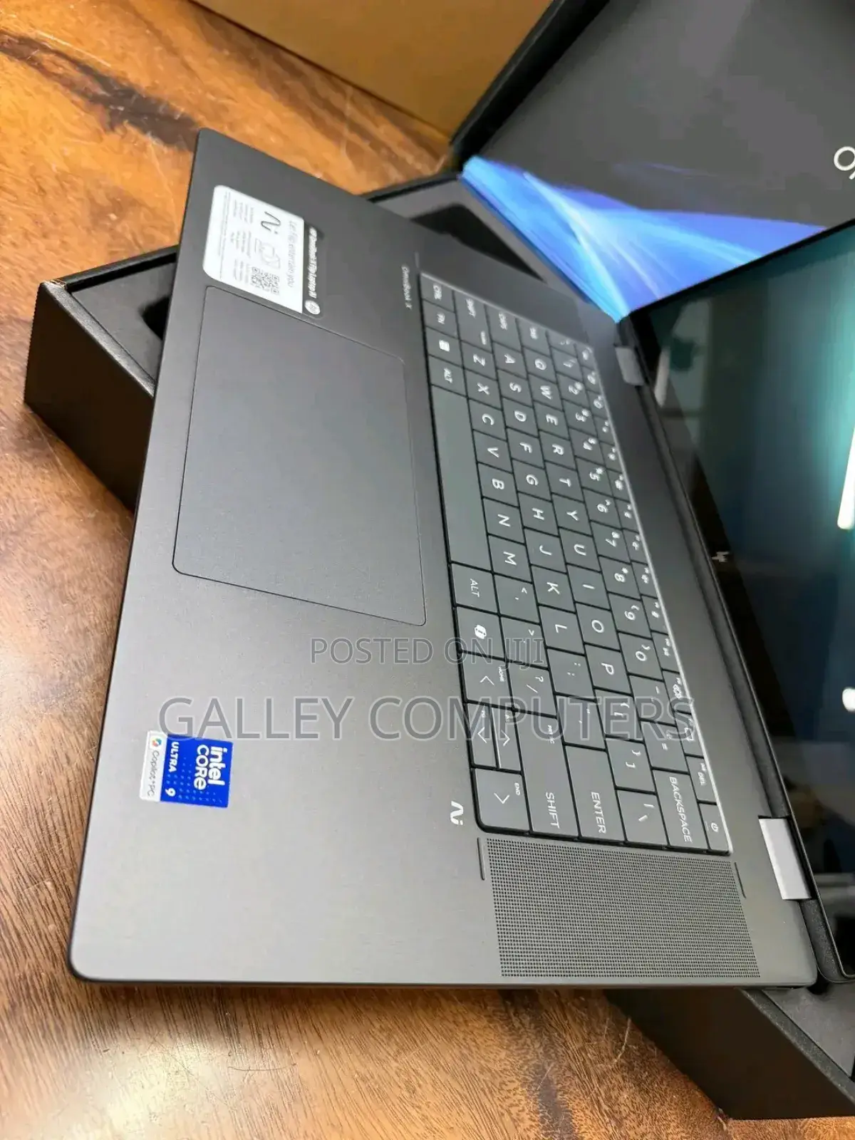 New Laptop HP OmniBook 5 Flip 16GB Intel Core Ultra 9 SSD 1T