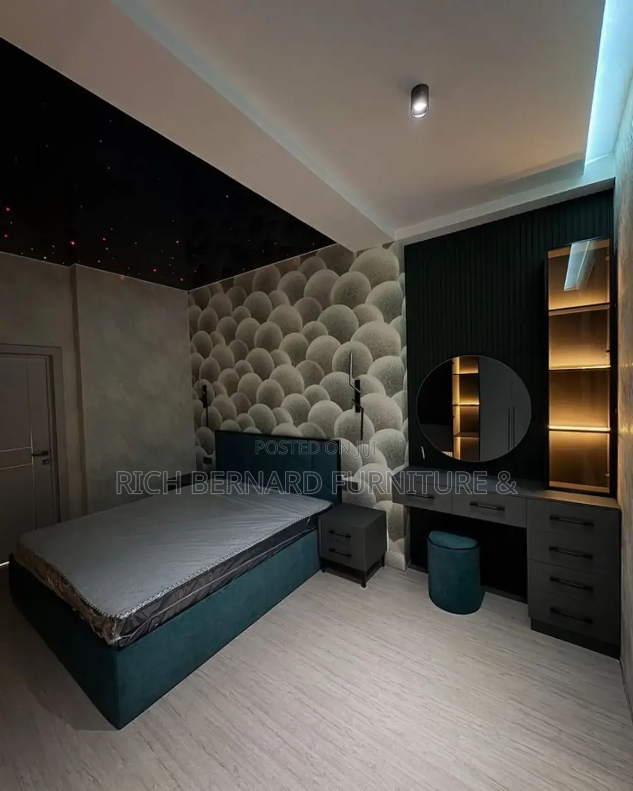 Modern Queen Size Bed + Dresser Set