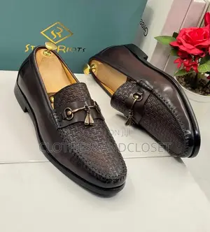 Classic Men Shoe
