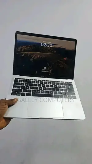 Laptop Apple MacBook Pro 16GB Intel Core i5 SSD 512GB