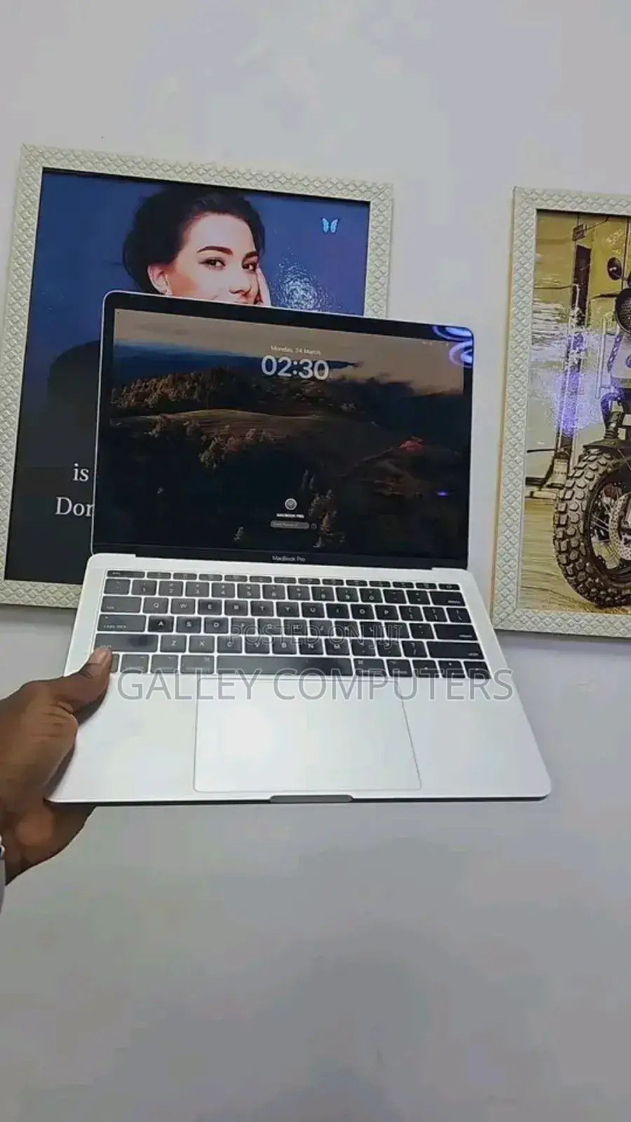 Laptop Apple MacBook Pro 16GB Intel Core i5 SSD 512GB