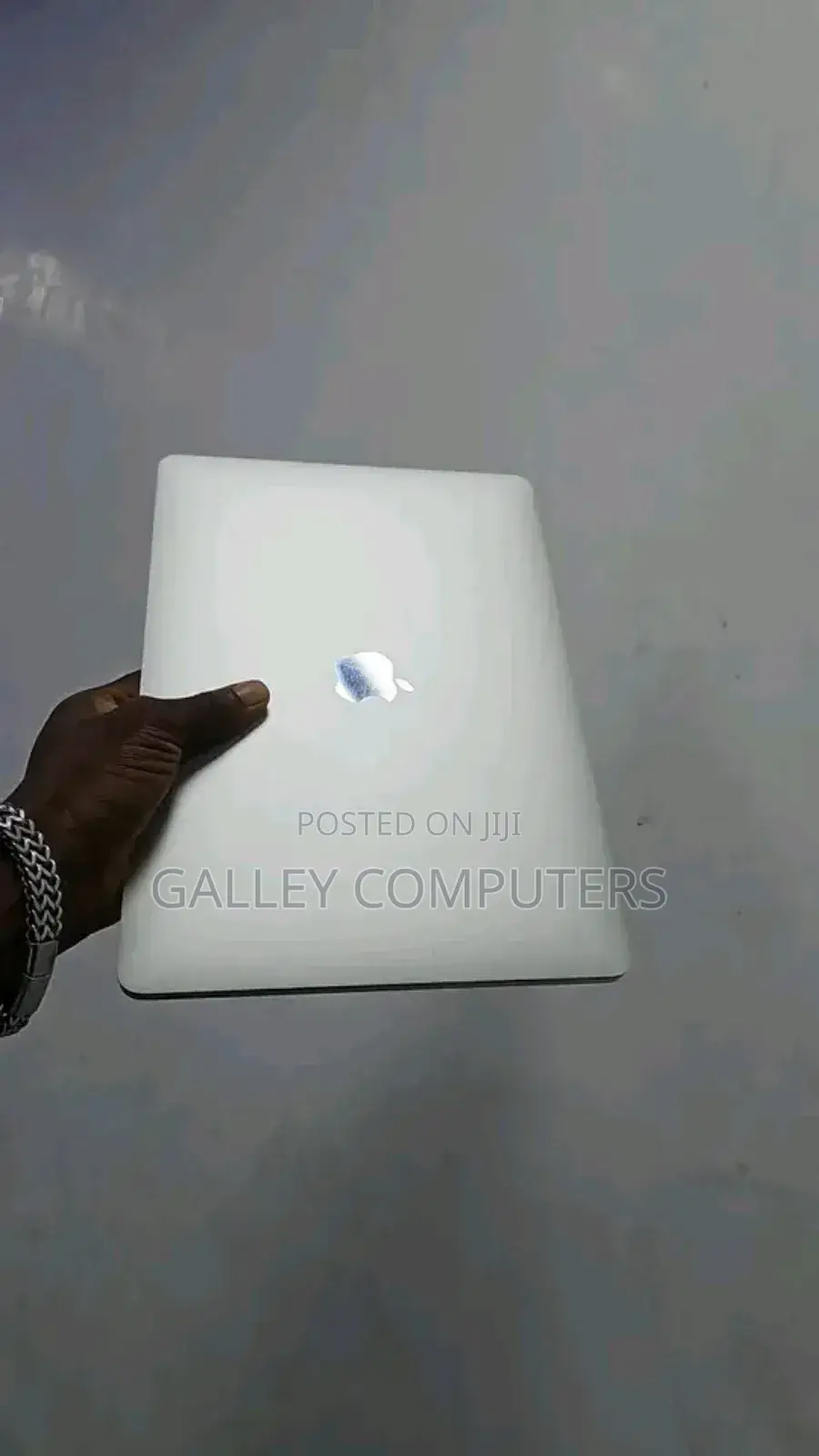 Laptop Apple MacBook Pro 16GB Intel Core i5 SSD 512GB