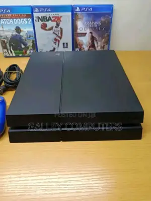 Play Station 4