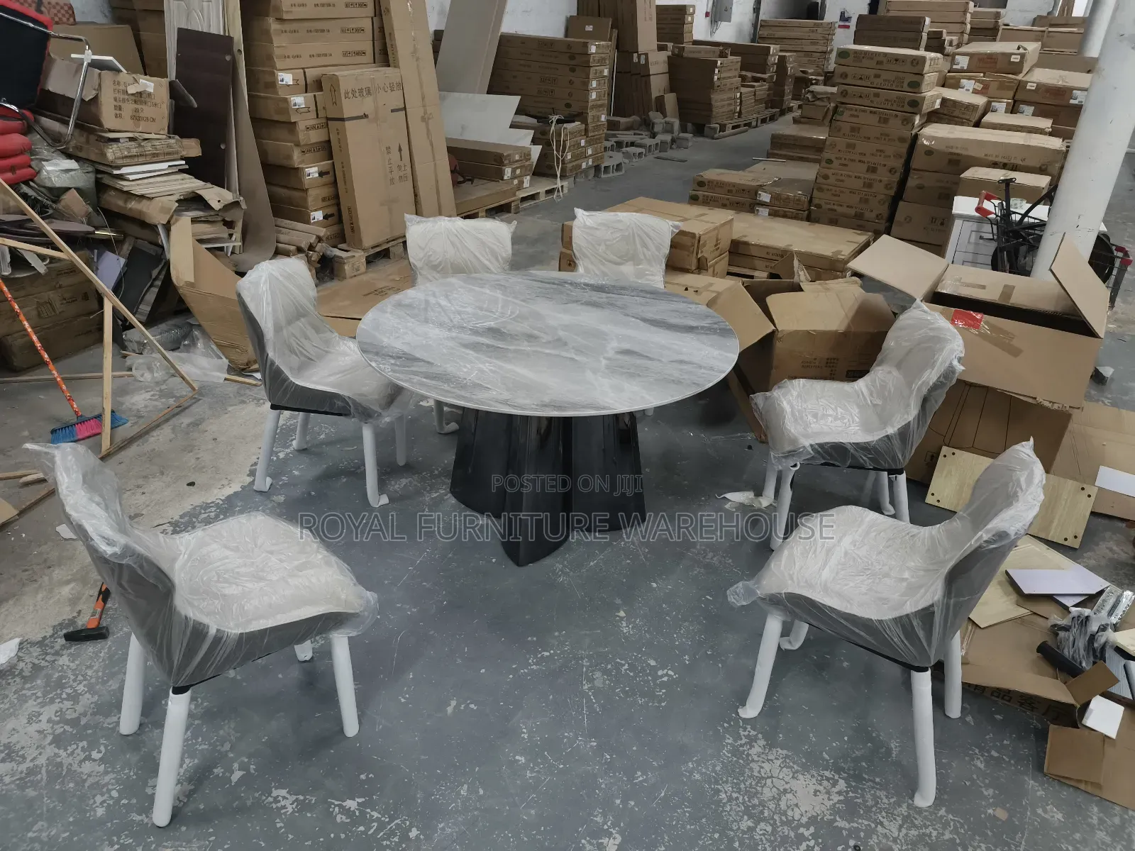 Marble-Patterned Dining Set