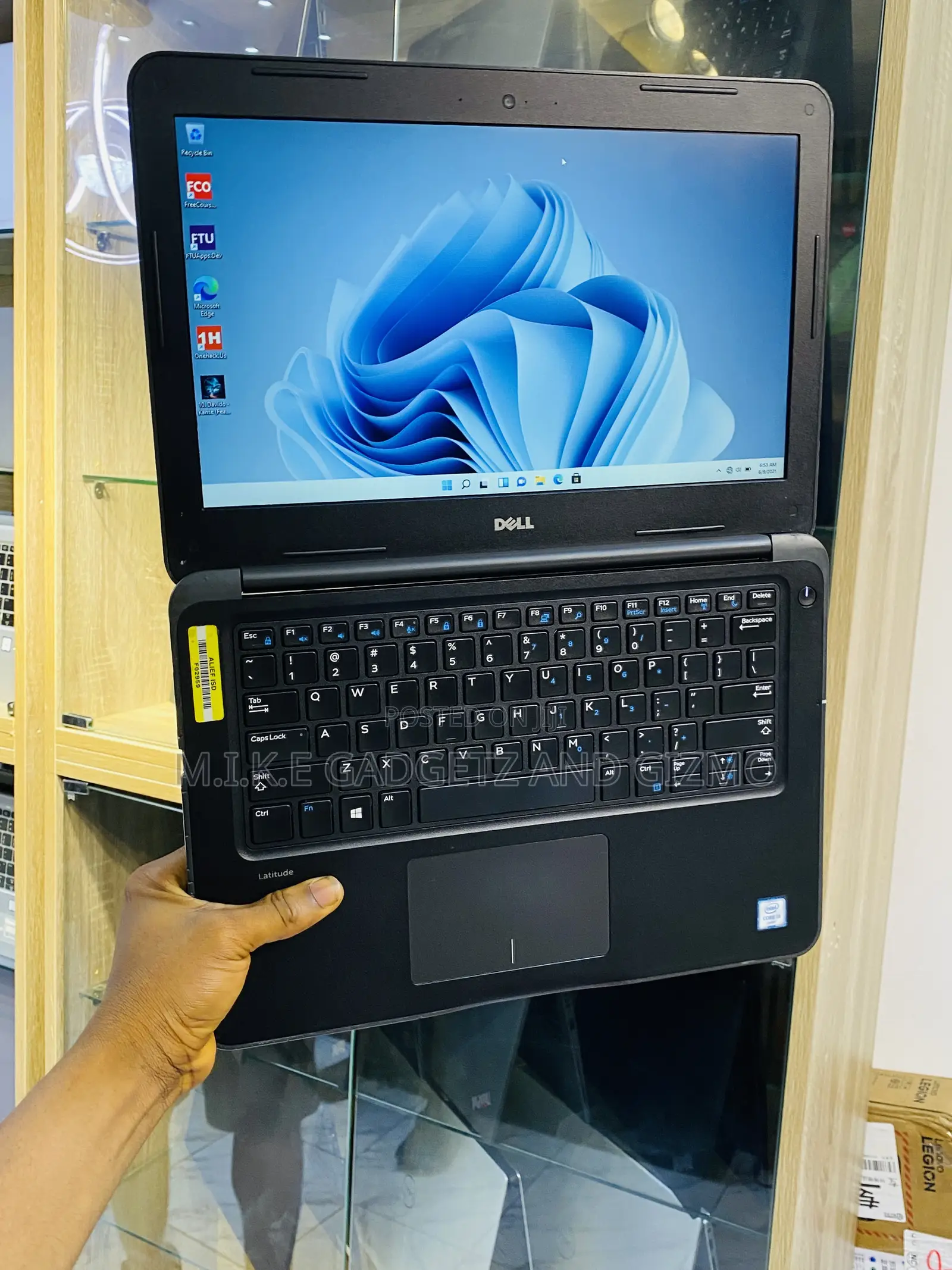 Laptop Dell Latitude 3380 8GB Intel Core i3 SSD 128GB
