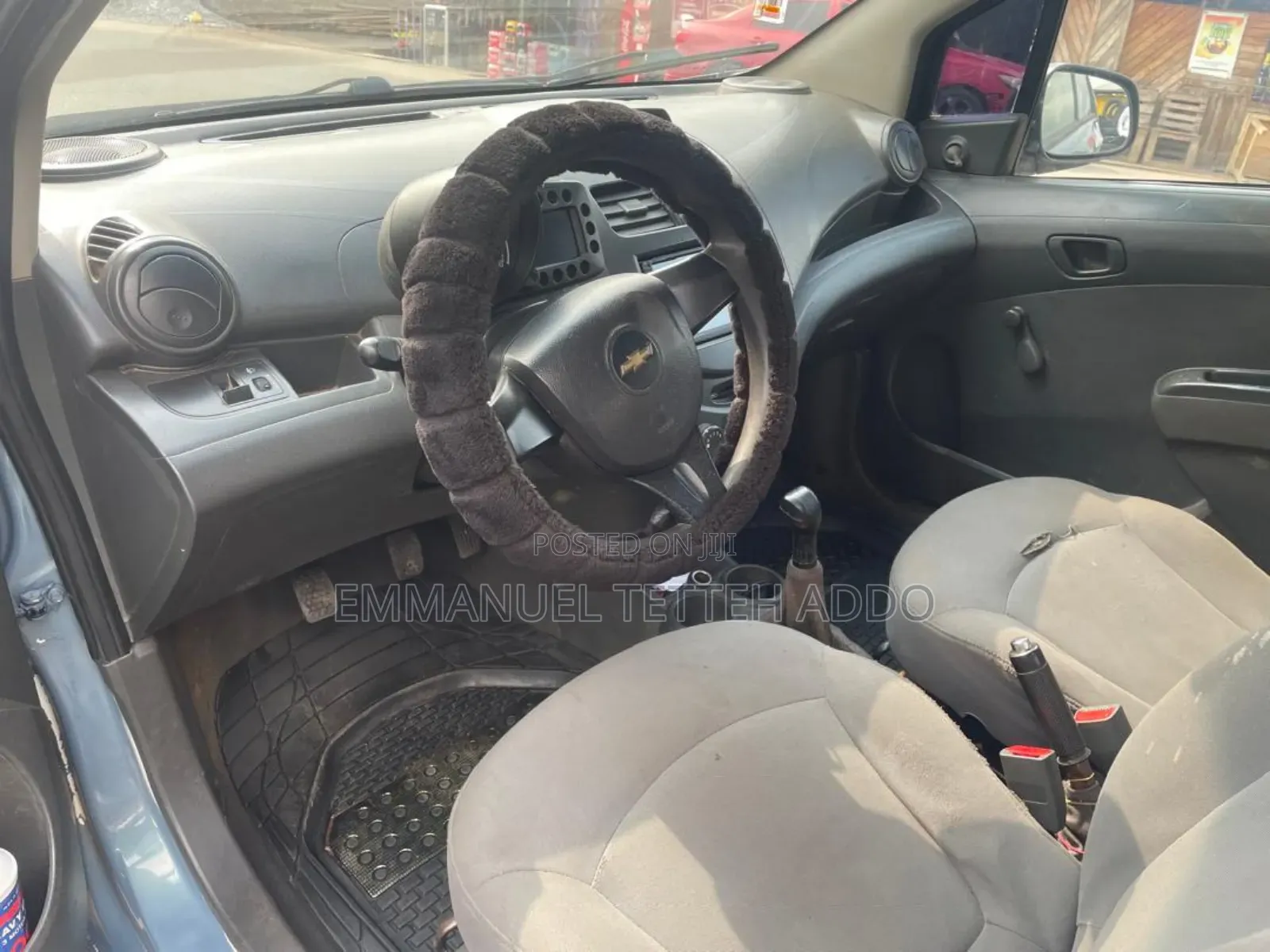 Private Car for Pick and Drop Services