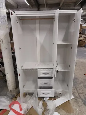 3doors Benz Design White Wardrobe