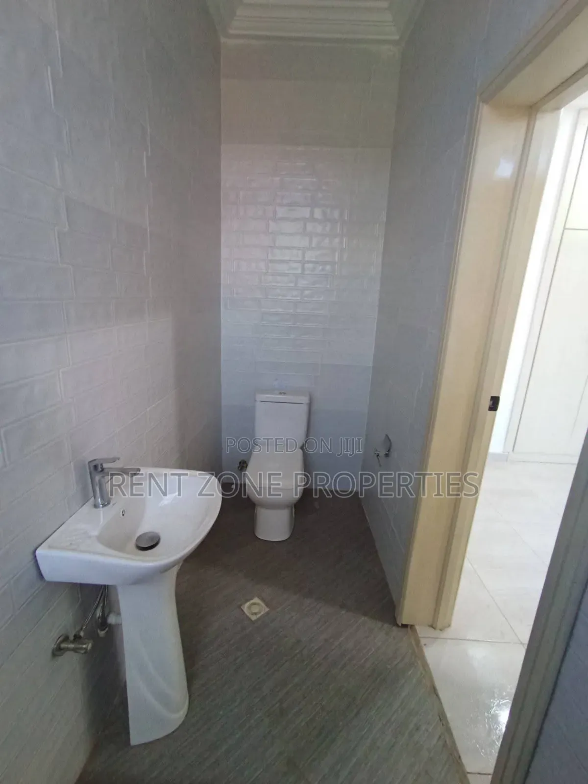 2bdrm Apartment in Ashomang Estate for rent