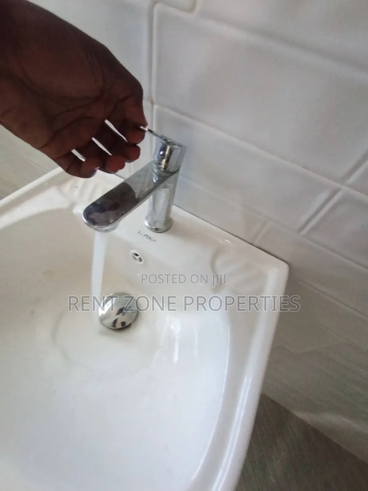 2bdrm Apartment in Ashomang Estate for rent