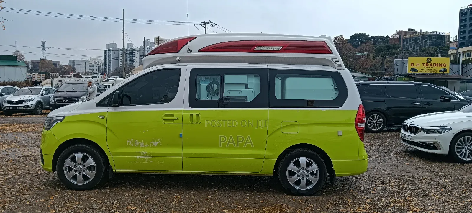 Hyundai H1 2019 Green