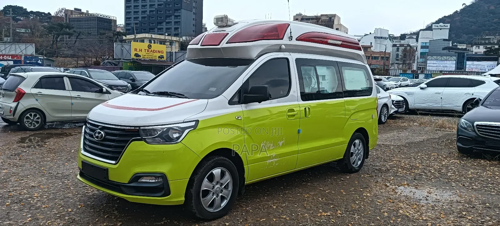 Hyundai H1 2019 Green