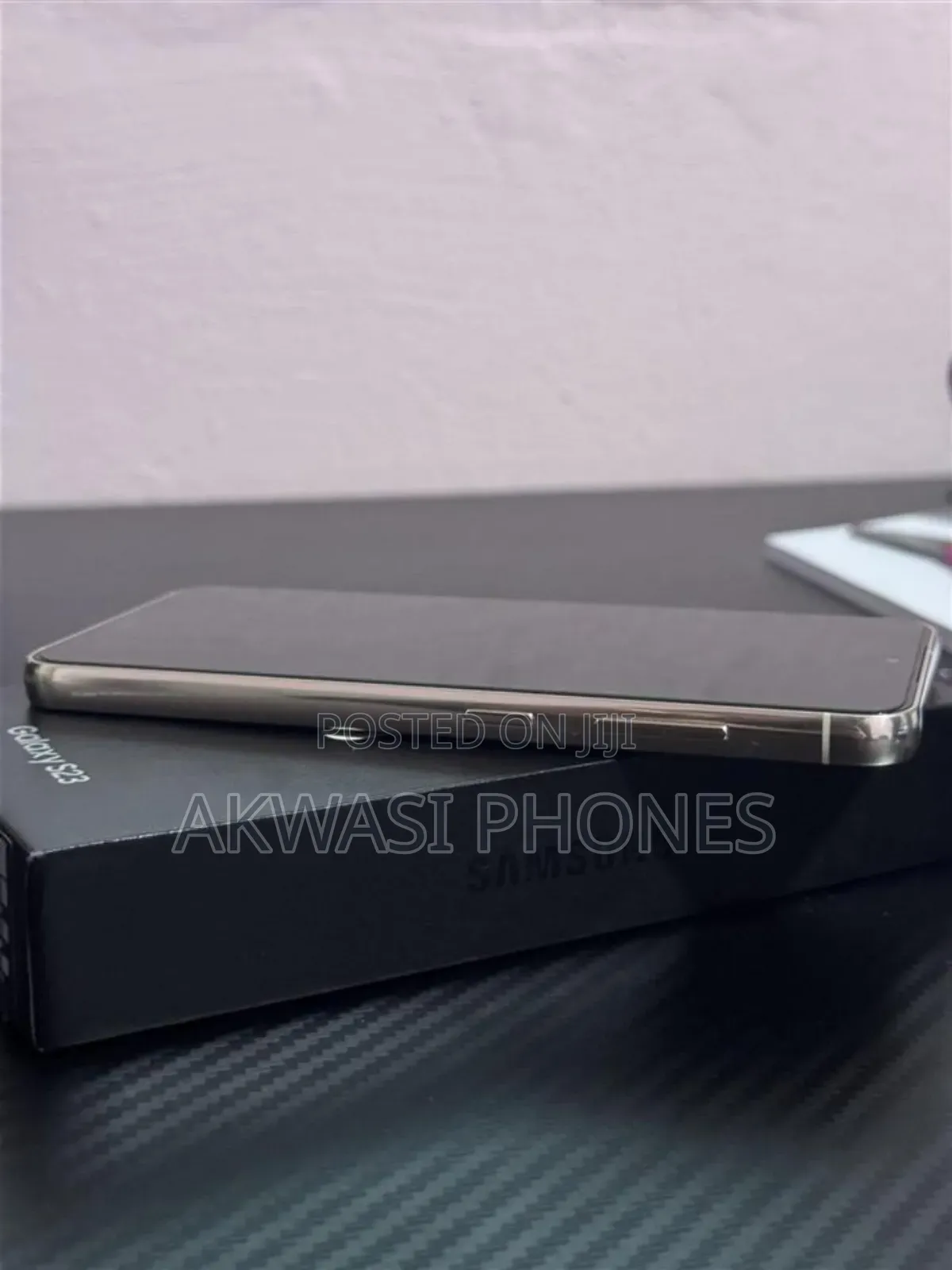 New Samsung Galaxy S23 256 GB