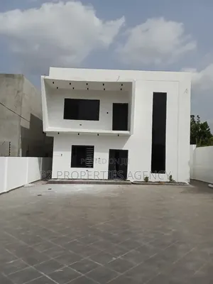 Furnished 6bdrm Mansion in B2 Properties Agency, Kumasi Metropolitan