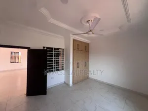 3bdrm House in Kokrobite, Weija for sale
