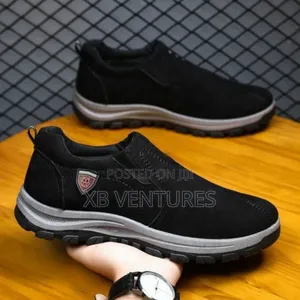 Non-Slip Comfortable
Perfect Men Sneakers/Shoe