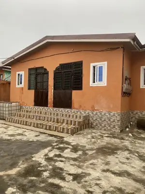 1bdrm Room & Parlour in Kasoa Obom Road, Adam Nana for rent