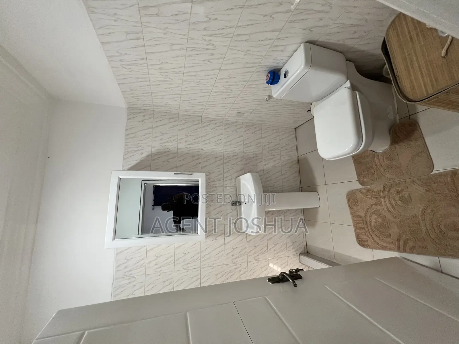 Furnished 2bdrm Apartment in Manet for rent