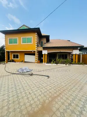 6bdrm House in Adenta for sale