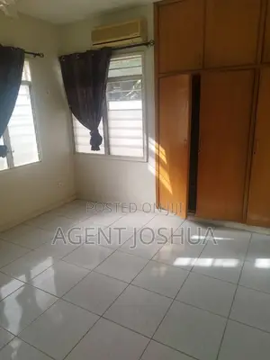 4bdrm House in Emefs Estate, Mataheko for sale