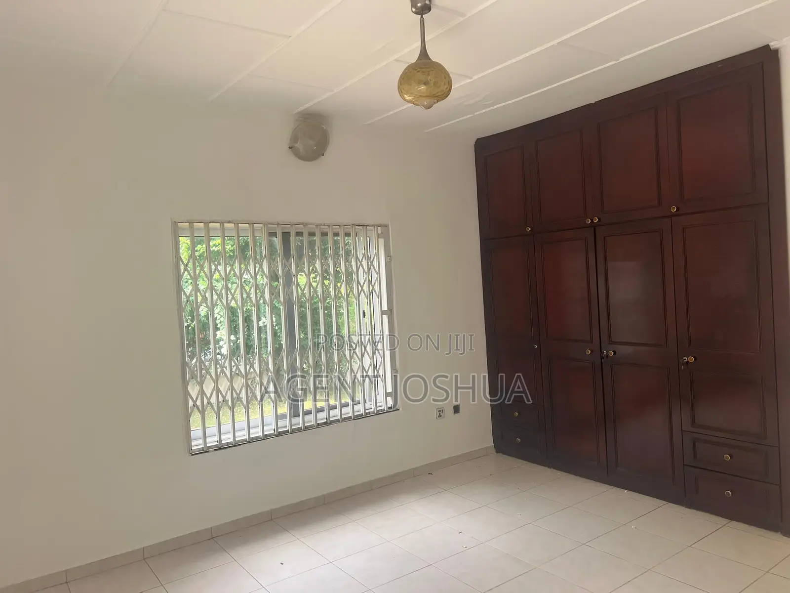4bdrm House in Emefs Estate, Mataheko for sale