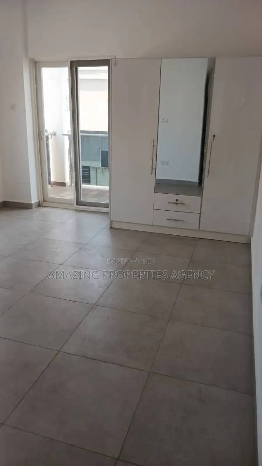 4bdrm House in Spintex Road, Baatsona Total for rent