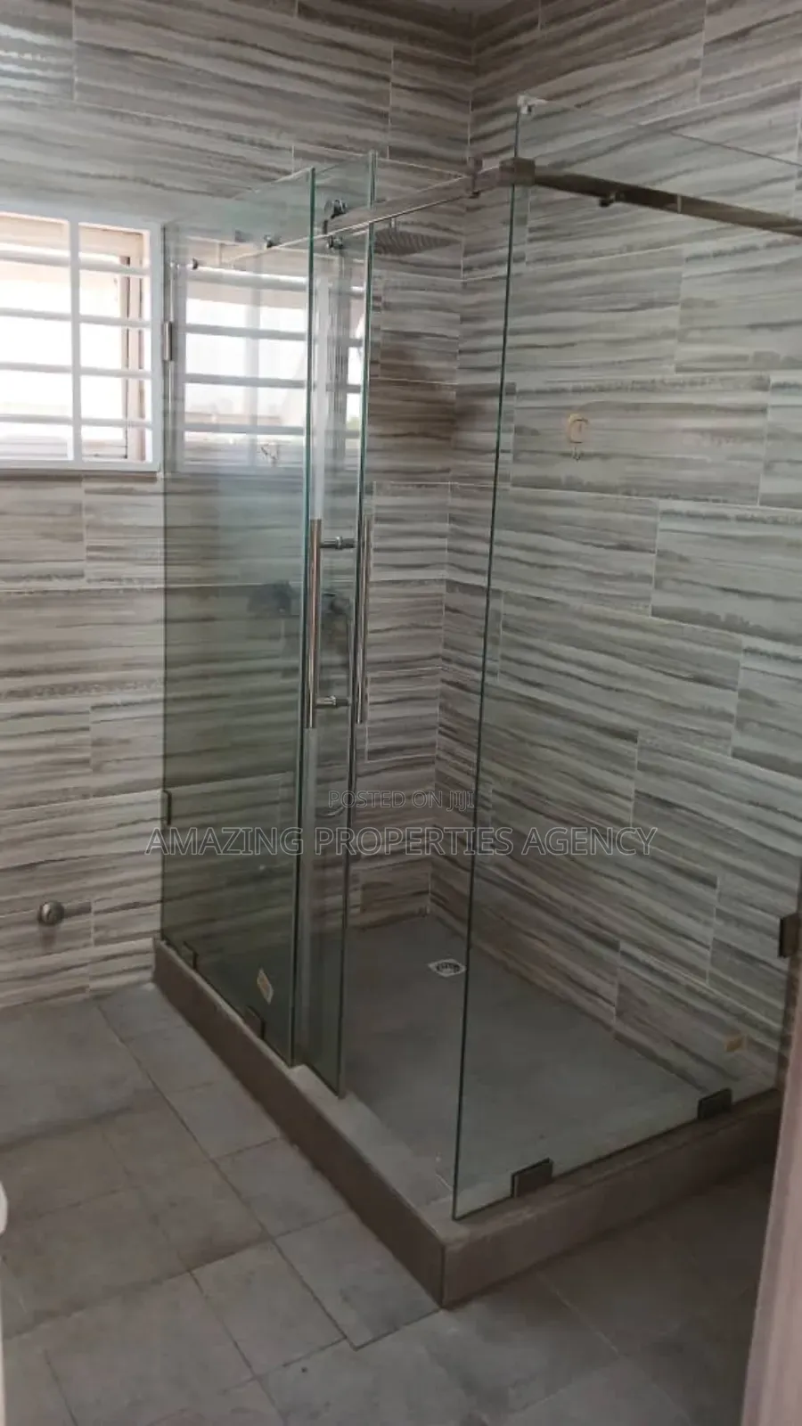 4bdrm House in Spintex Road, Baatsona Total for rent
