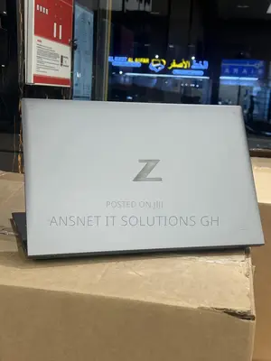 New Laptop HP ZBook Firefly G8 16GB Intel Core i7 SSD 256GB