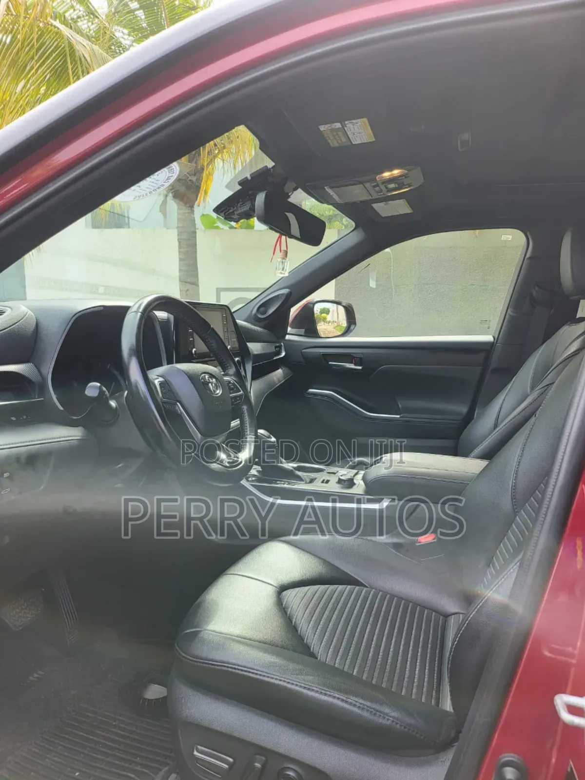 Toyota Highlander XSE 2022 Red