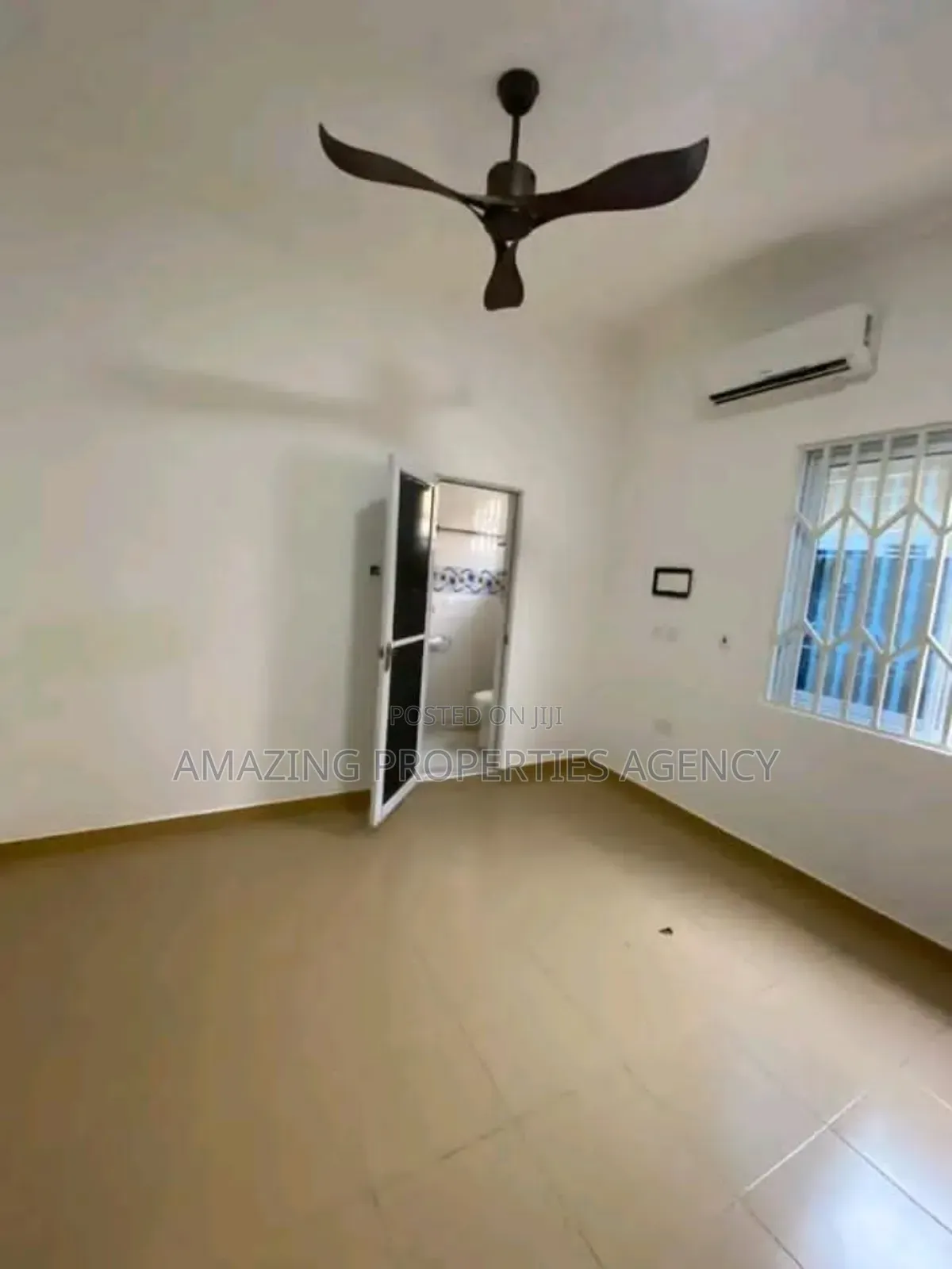 3bdrm House in Spintex, Baatsona Total for rent