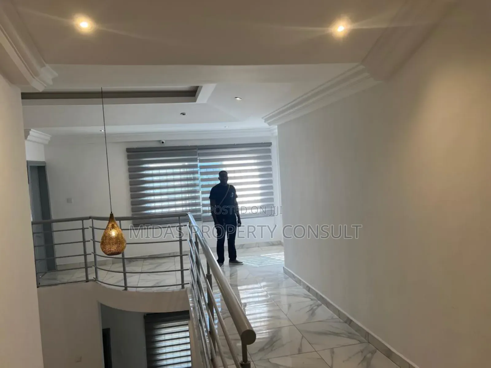 5bdrm House in Golf Hills, Achimota for sale