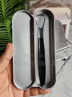 Tongue Scraper With Case