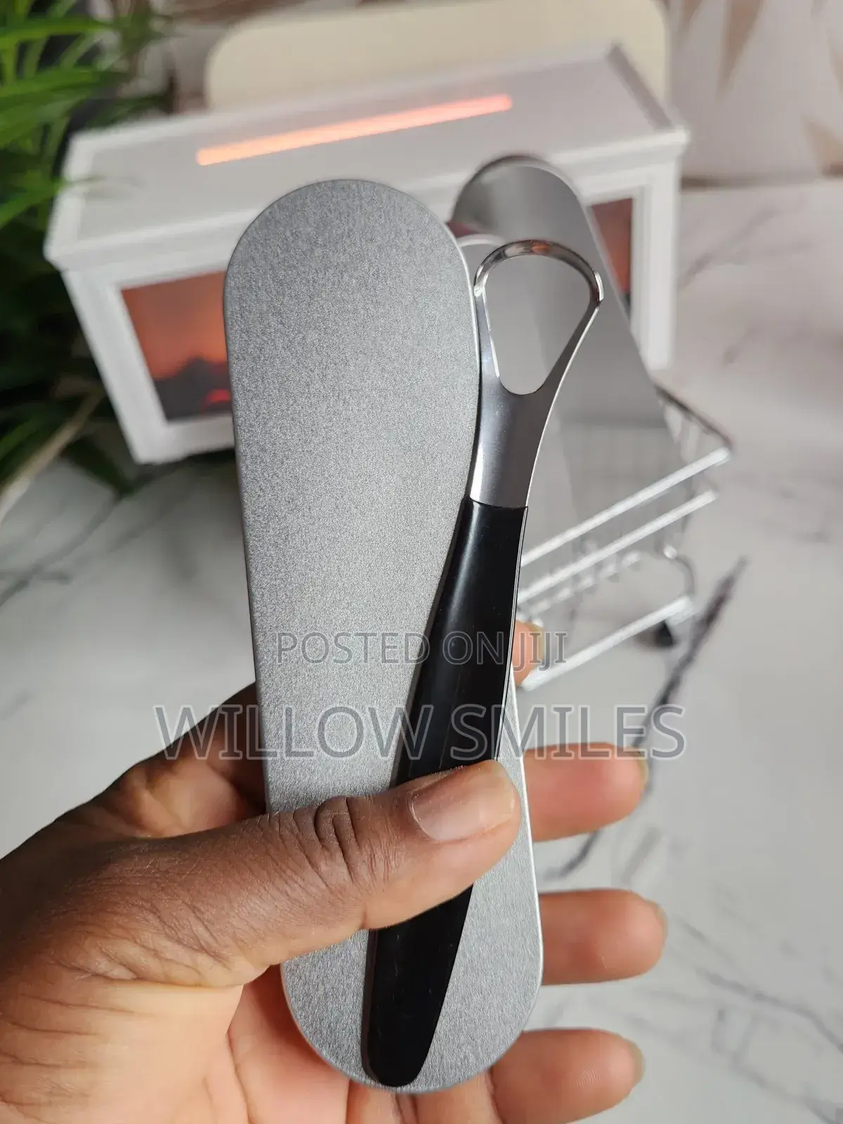 Tongue Scraper With Case