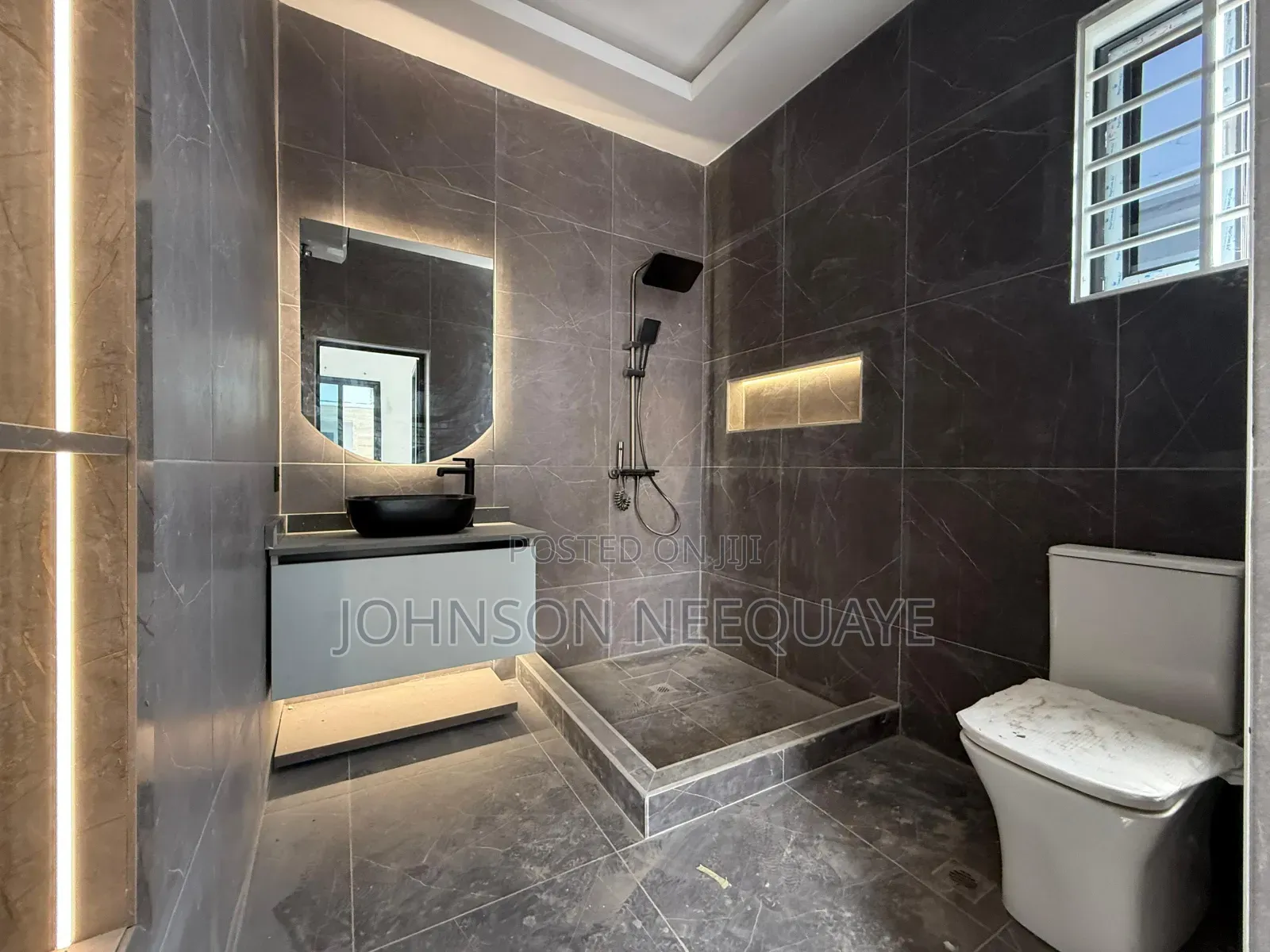 4bdrm House in Sakumono for sale