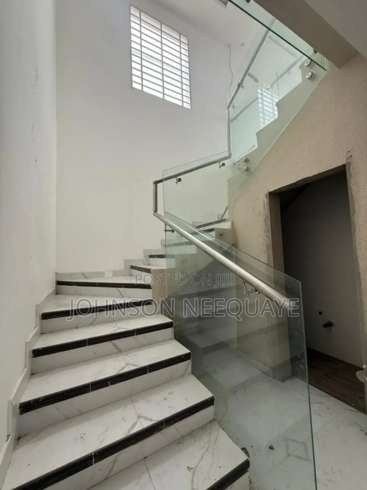 4bdrm House in Sakumono for sale